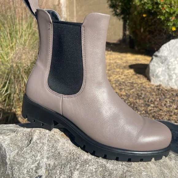 Ecco Women's Ankle Boots in Taupe and Black - Picture 3 of 10